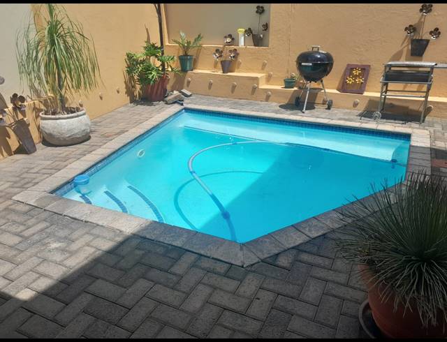 4 BEDROOM HOUSE FOR SALE IN CASHAN